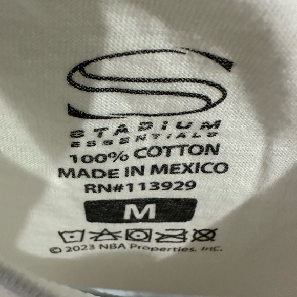 WNBA New York Liberty Shirt - Picture 4 of 6